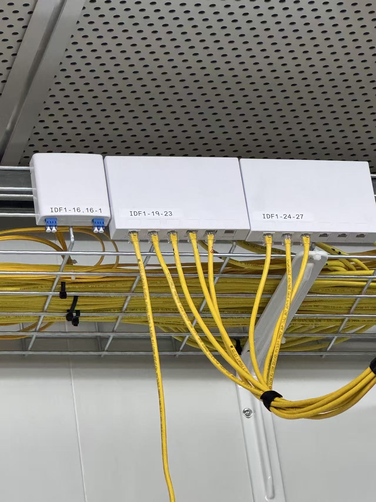 IDF fiber termination and structured cabling